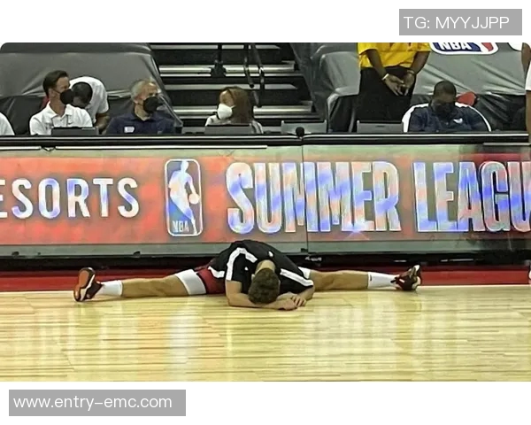 年轻人勇于尝试19岁弗拉格与23岁申京阿门探索投射等极限可能